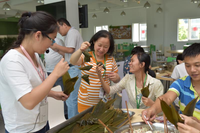 欧林生物开展“端午佳节，欢乐包棕子”活动